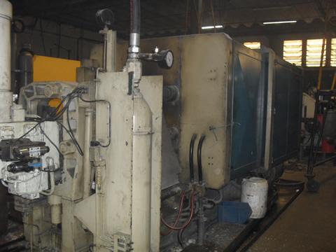 Injetora de Alumínio, marca Semeraro de 180 ton